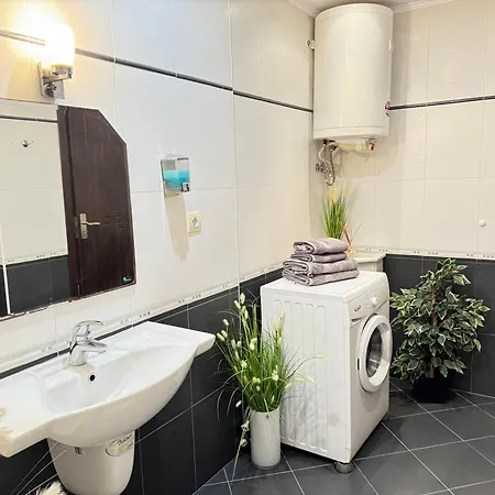 アパート Stan U Moru ポモリエ